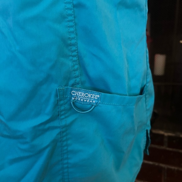 Cherokee Turquoise Blue Scrub Set - Picture 3 of 6